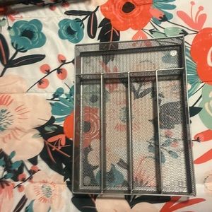 Set of three wire mess utensils organizers